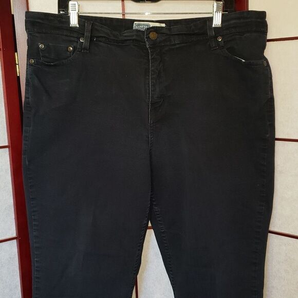 Signature Levi Strauss Black At Waist Boot Cut Jeans - Picture 1 of 10